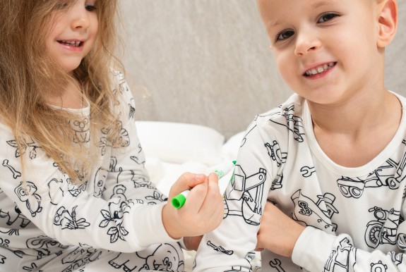 Prezent dla chłopca 4 lata – kreatywna zabawa bez ekranu